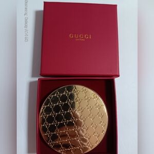 GUCCI Double mirror compact NEW IN BOX PLASTIC ON OUTSIDE OF MIRROR